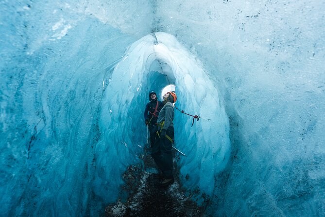 Skaftafell: Blue Ice Cave & Glacier Hike on Vatnajökull